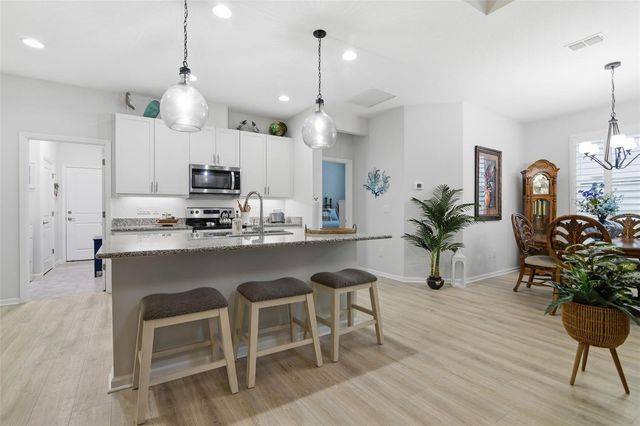 521 MARGARITAVILLE AVENUE, Daytona Beach, FL 32124