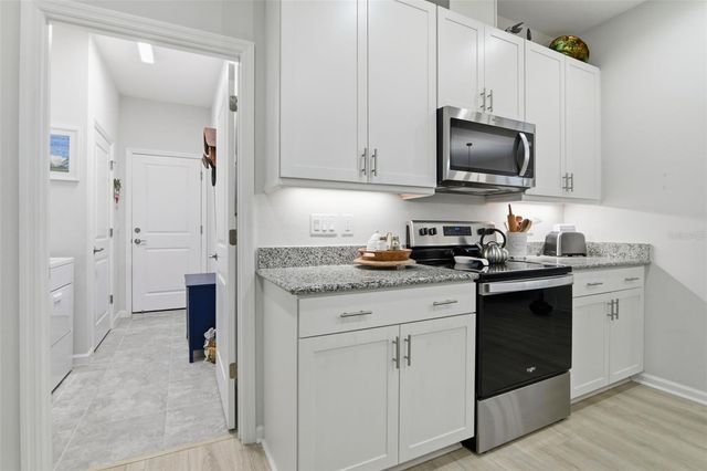 521 MARGARITAVILLE AVENUE, Daytona Beach, FL 32124