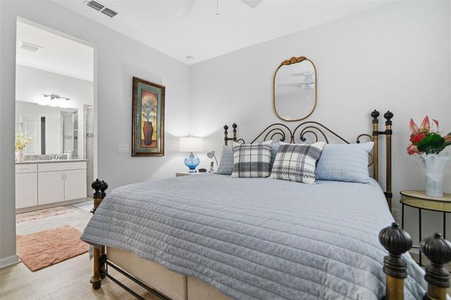 521 MARGARITAVILLE AVENUE, Daytona Beach, FL 32124