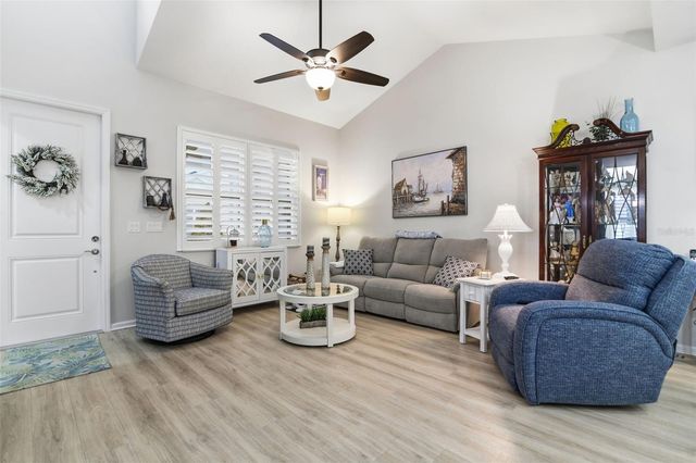 521 MARGARITAVILLE AVENUE, Daytona Beach, FL 32124