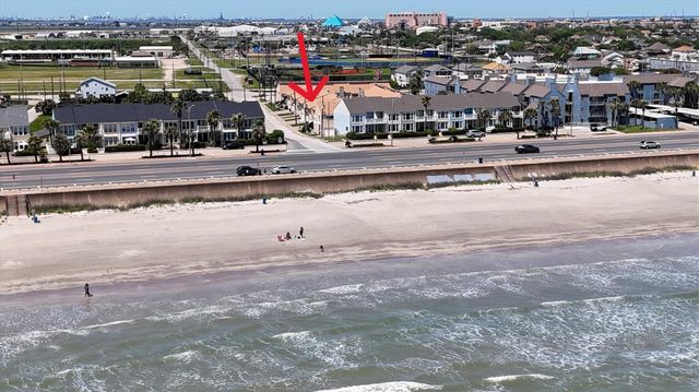 3700 83rd Street 26, Galveston, TX 77554