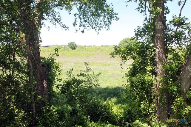 1023 Sierra Drive, Lockhart, TX 78644