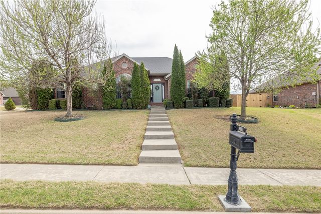 2001 Quinlan Avenue, Lowell, AR 72745