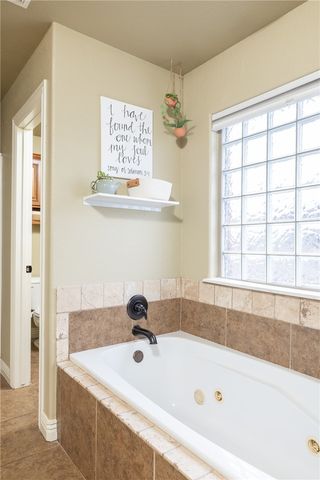 2001 Quinlan Avenue, Lowell, AR 72745