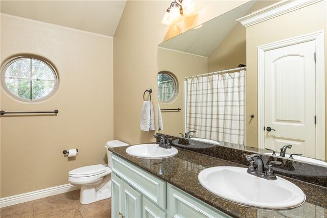 2001 Quinlan Avenue, Lowell, AR 72745