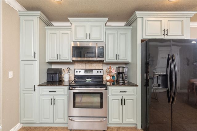 2001 Quinlan Avenue, Lowell, AR 72745
