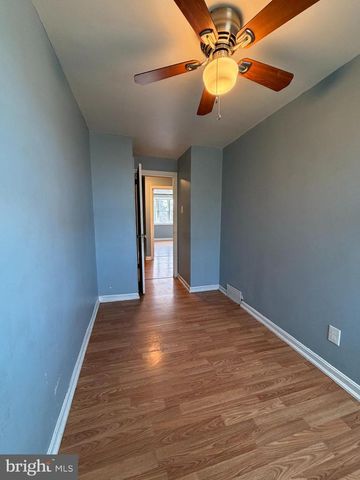 7 W 21ST ST, Chester, PA 19013