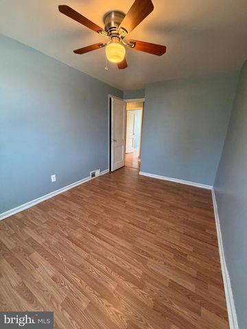 7 W 21ST ST, Chester, PA 19013