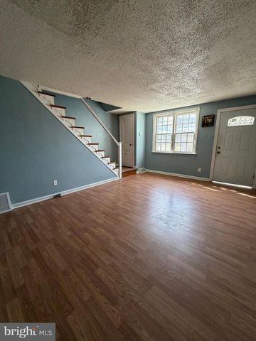 7 W 21ST ST, Chester, PA 19013