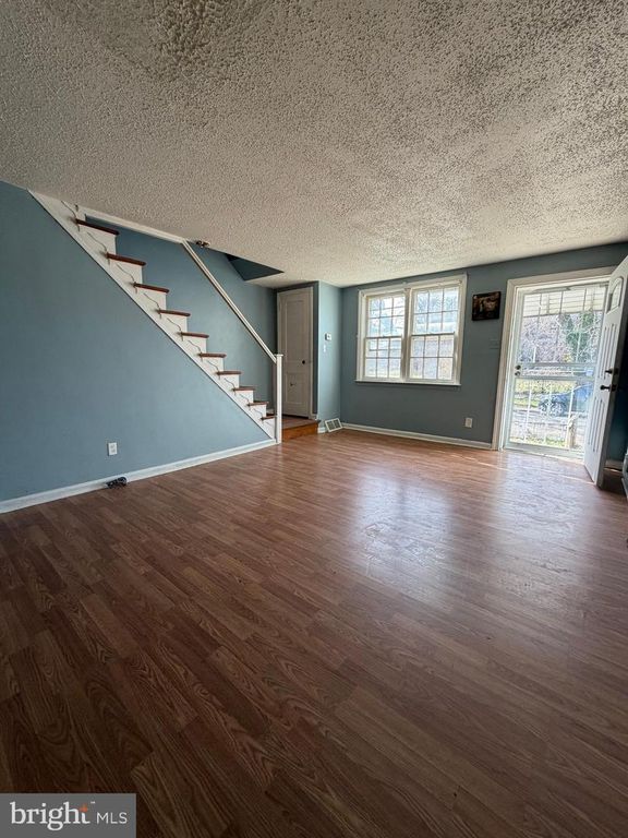 7 W 21ST ST, Chester, PA 19013