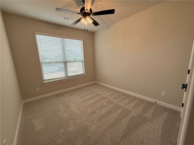 1900 Farmer Street, Pea Ridge, AR 72751