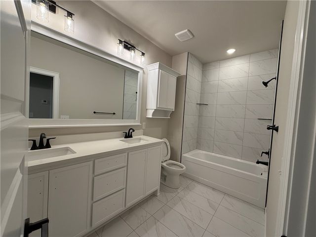 1900 Farmer Street, Pea Ridge, AR 72751