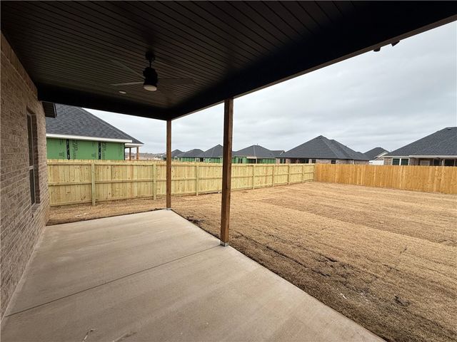 1900 Farmer Street, Pea Ridge, AR 72751