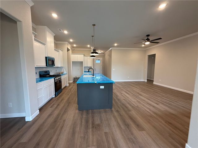 1900 Farmer Street, Pea Ridge, AR 72751