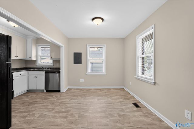 2214 Kildare Street NW, Huntsville, AL 35811