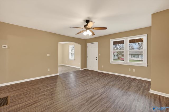 2214 Kildare Street NW, Huntsville, AL 35811