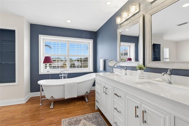 9226 13TH AVENUE CIRCLE NW, Bradenton, FL 34209