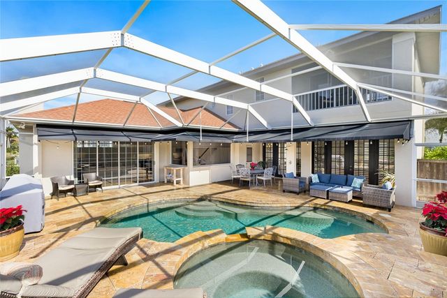 9226 13TH AVENUE CIRCLE NW, Bradenton, FL 34209