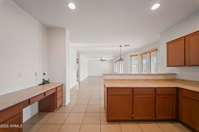 8912 S 40th Drive, Phoenix, AZ 85339