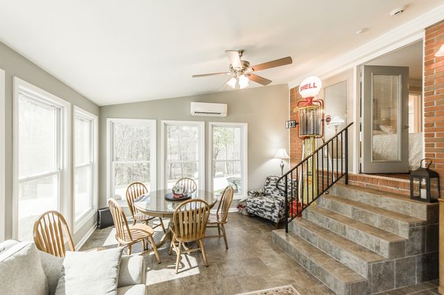 1626 New Highway 52 E, Westmoreland, TN 37186