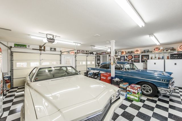 1626 New Highway 52 E, Westmoreland, TN 37186