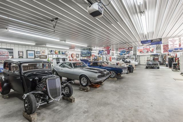 1626 New Highway 52 E, Westmoreland, TN 37186
