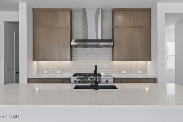10438 E ULYSSES Avenue, Mesa, AZ 85212