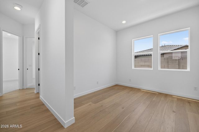 10438 E ULYSSES Avenue, Mesa, AZ 85212