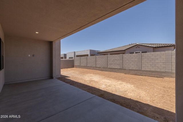 10438 E ULYSSES Avenue, Mesa, AZ 85212