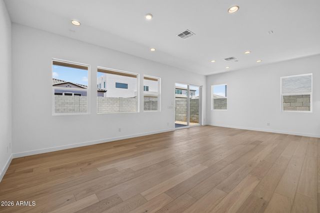 10438 E ULYSSES Avenue, Mesa, AZ 85212