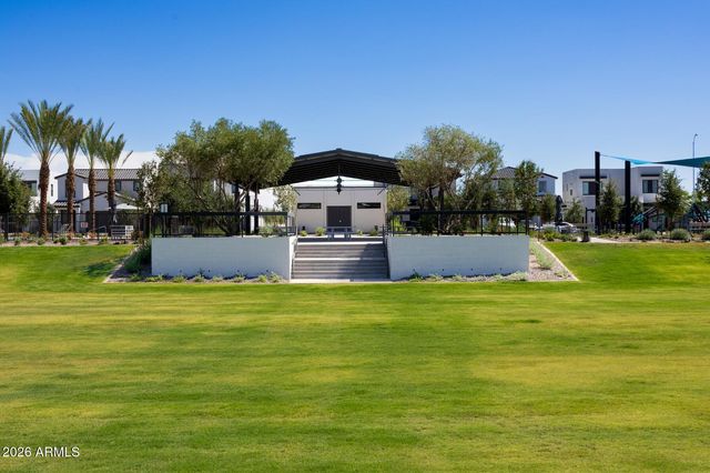10438 E ULYSSES Avenue, Mesa, AZ 85212