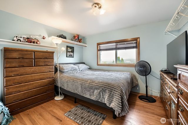 4329 S 239th PL, Kent, WA 98032