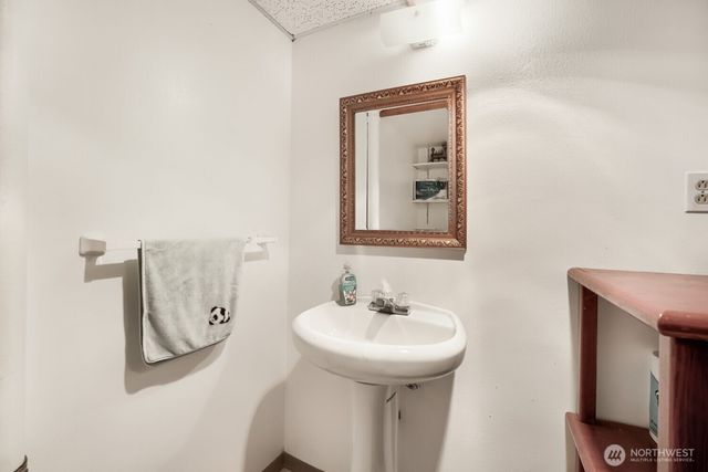 4329 S 239th PL, Kent, WA 98032