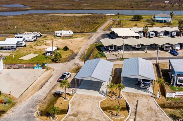1067 Fisherman Drive N, Crystal Beach, TX 77650