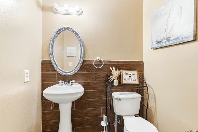 7503 GARDEN GRV, San Antonio, TX 78250