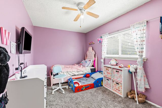 7503 GARDEN GRV, San Antonio, TX 78250