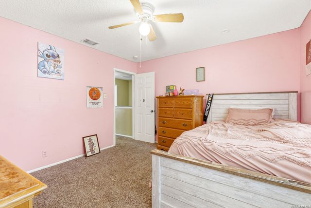 7503 GARDEN GRV, San Antonio, TX 78250