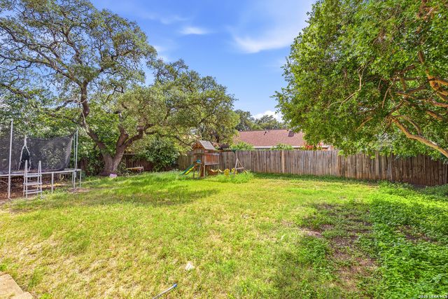 7503 GARDEN GRV, San Antonio, TX 78250