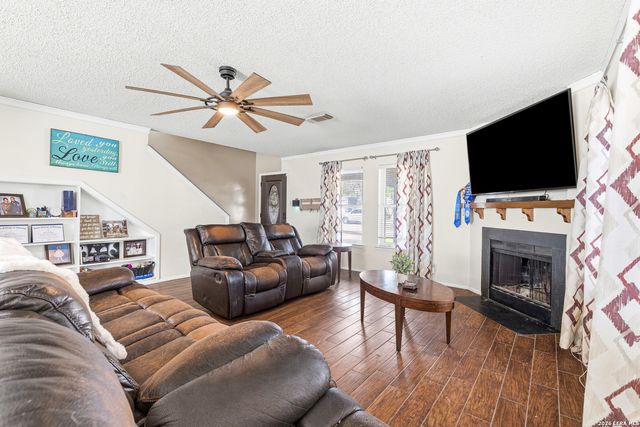 7503 GARDEN GRV, San Antonio, TX 78250
