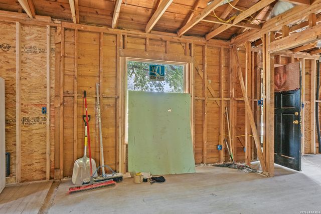 510 SUTTON DR, San Antonio, TX 78228