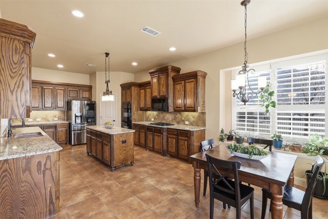 906 Lorene Drive, Wylie, TX 75098