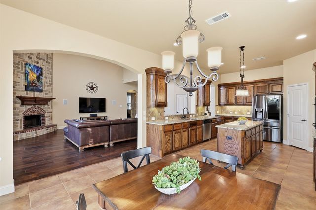 906 Lorene Drive, Wylie, TX 75098