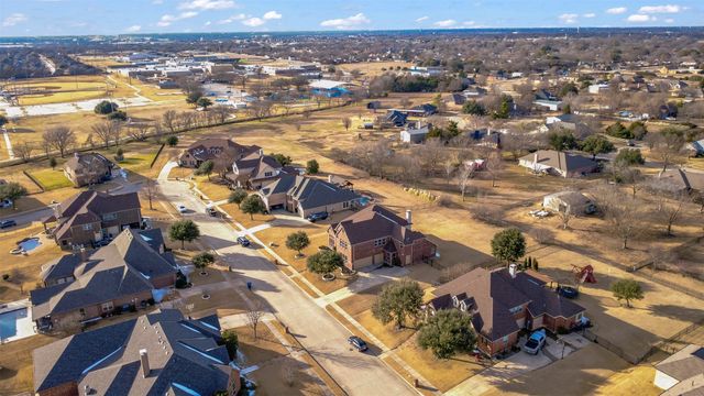 906 Lorene Drive, Wylie, TX 75098