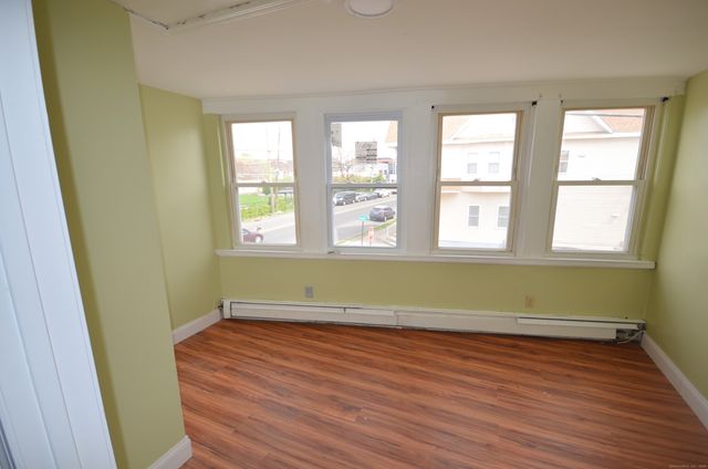 1621 Stratford Avenue, Stratford, CT 06615