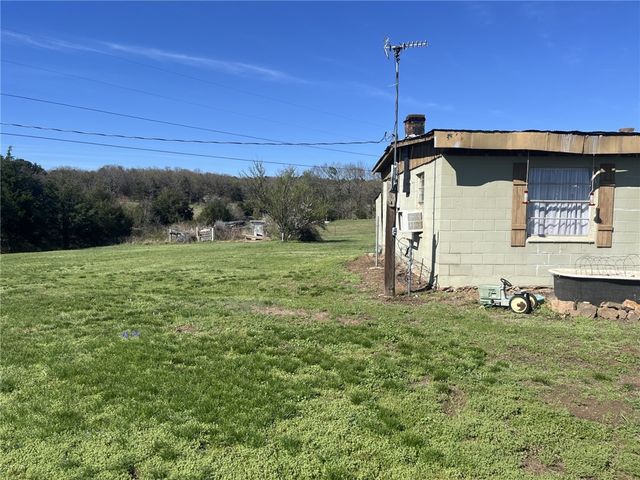 630 County Road 1750, London, AR 72847
