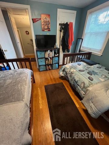 141 High Street, Woodbridge Proper, NJ 07095