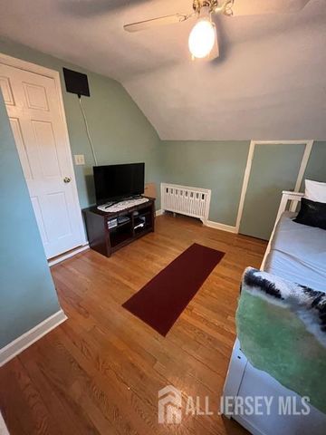 141 High Street, Woodbridge Proper, NJ 07095