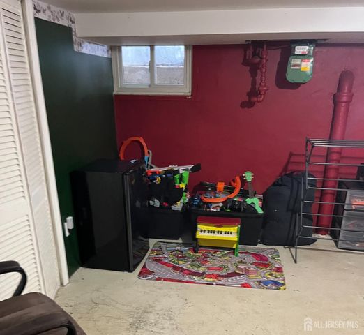 141 High Street, Woodbridge Proper, NJ 07095