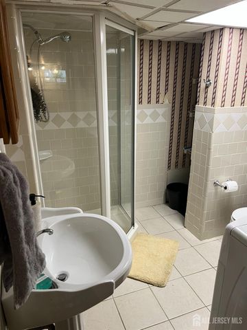 141 High Street, Woodbridge Proper, NJ 07095