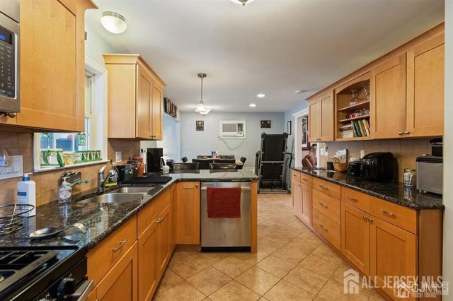 141 High Street, Woodbridge Proper, NJ 07095